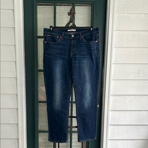 Levi's Boyfriend Jeans Dark Wash Size 30
